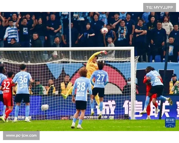 上海海港1-0客胜大连英博，加布里埃尔制胜球助球队实现中超三连冠